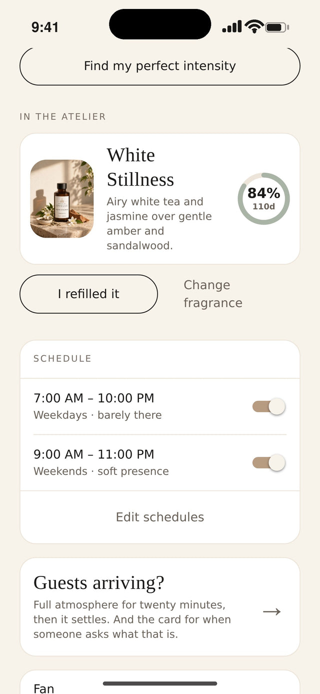 The House of Ovelle app showing weekday and weekend scenting schedules and the oil remaining